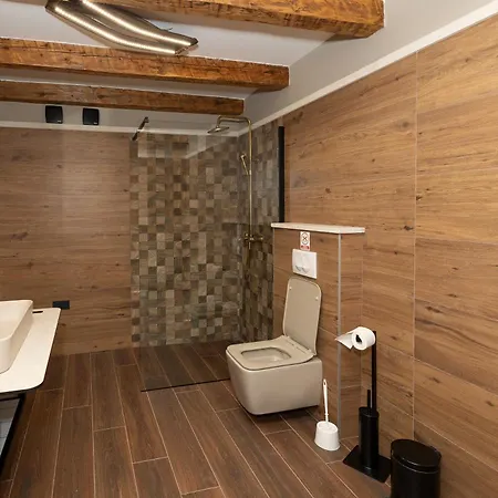 Betelgeuse Supernova - Happy Villa Novi Vinodolski