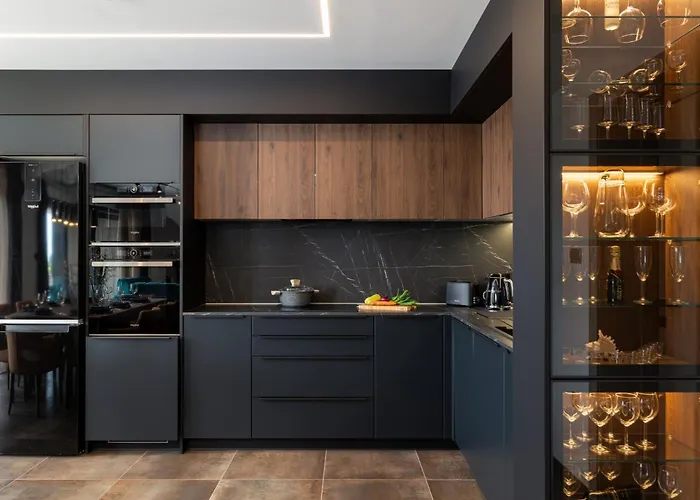 Villa Betelgeuse Supernova - Happy